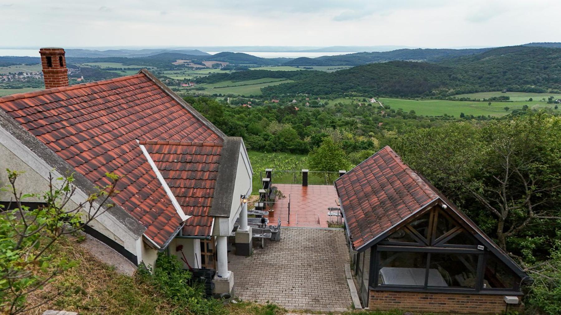 Borospince Vendeghaz Villa Pécsely Екстериор снимка