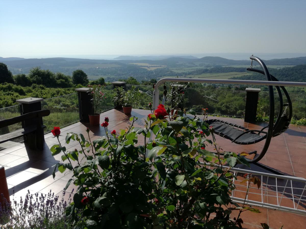 Borospince Vendeghaz Villa Pécsely Екстериор снимка